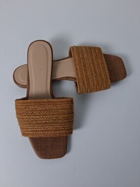 BAMBOO Braided Raffia Tan Slide Mules Sandals Neutral NWT